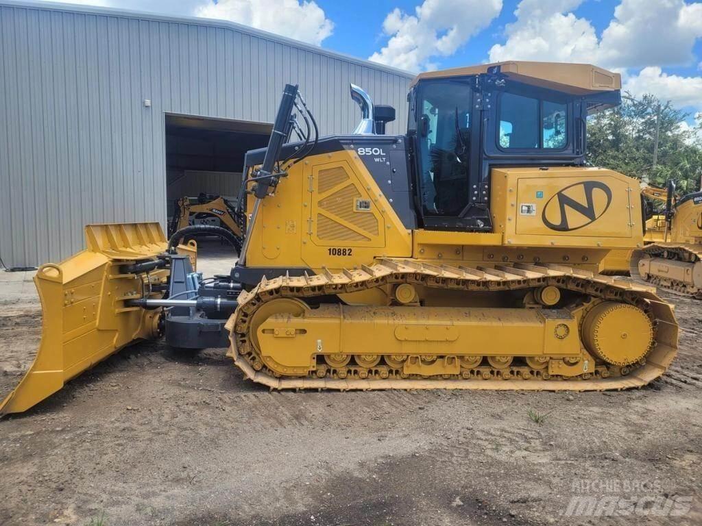 John Deere 850L WLT Telaketjupuskutraktorit