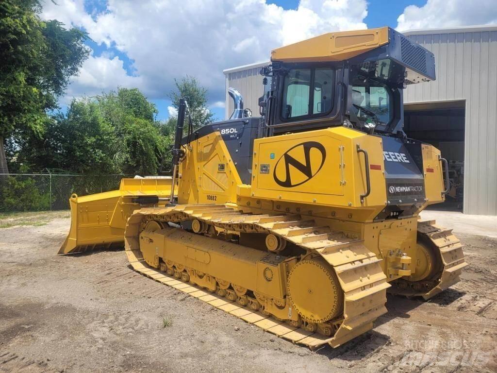 John Deere 850L WLT Telaketjupuskutraktorit