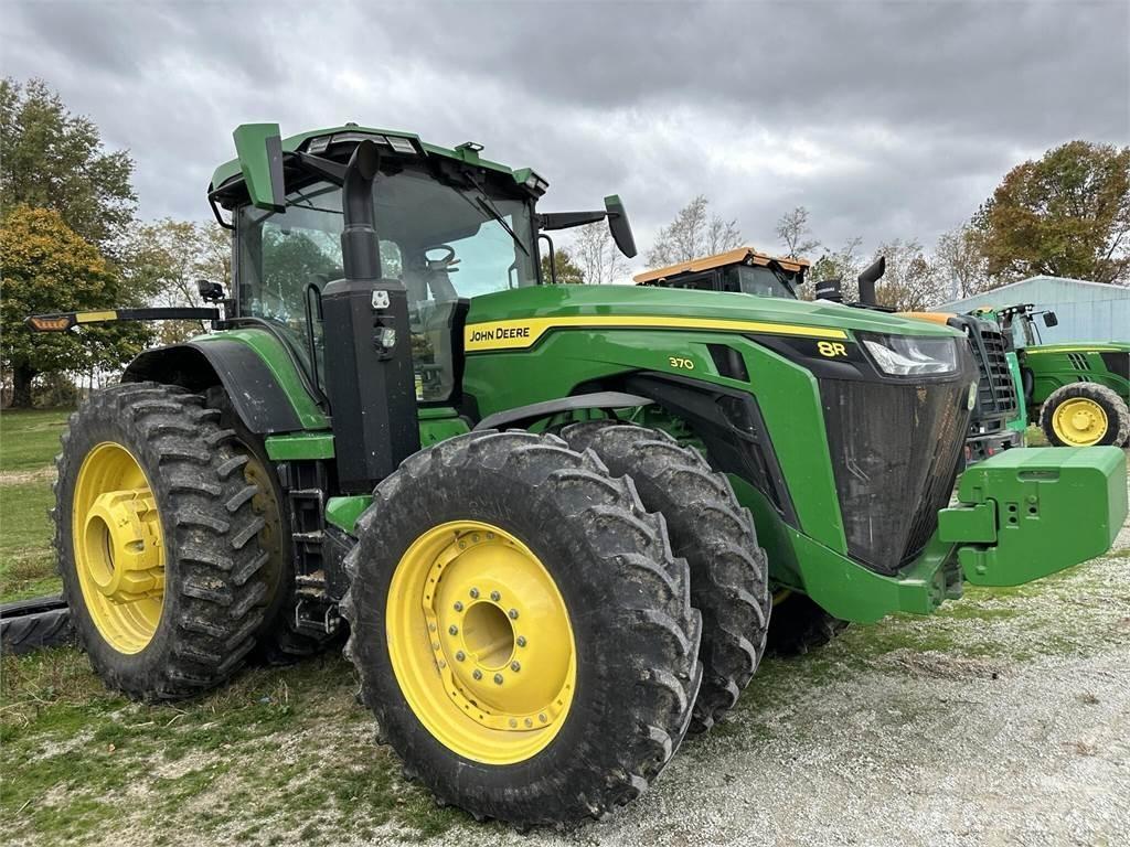 John Deere 8R 370 Traktorit