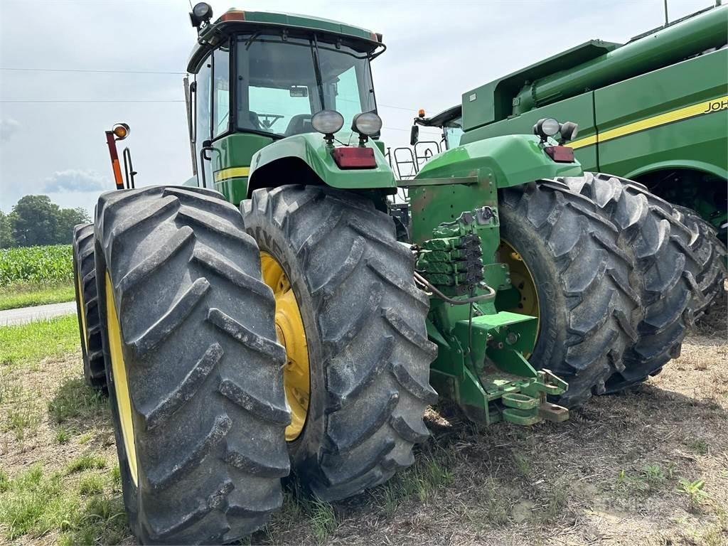 John Deere 9220 Traktorit