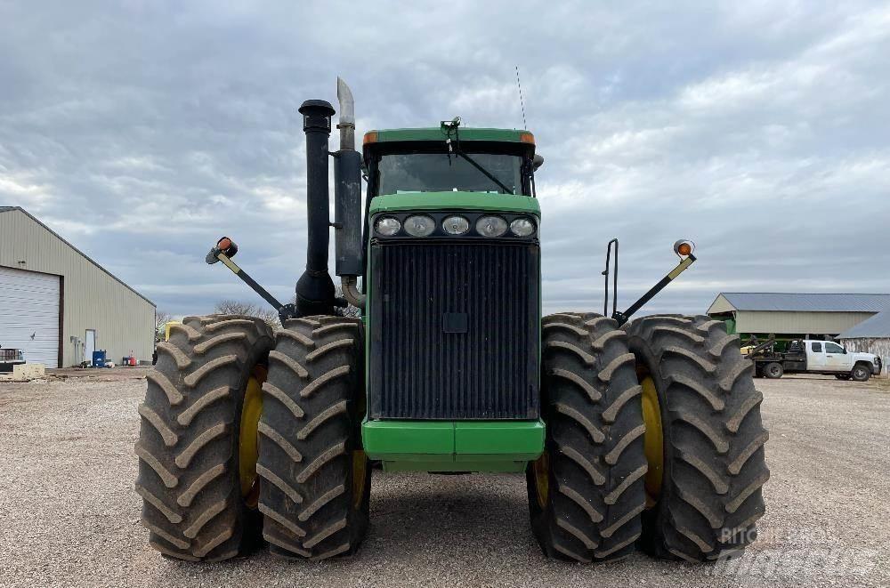 John Deere 9220 Traktorit