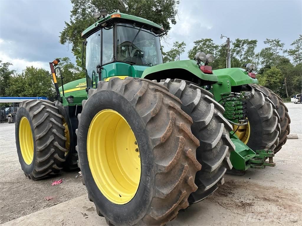 John Deere 9220 Traktorit