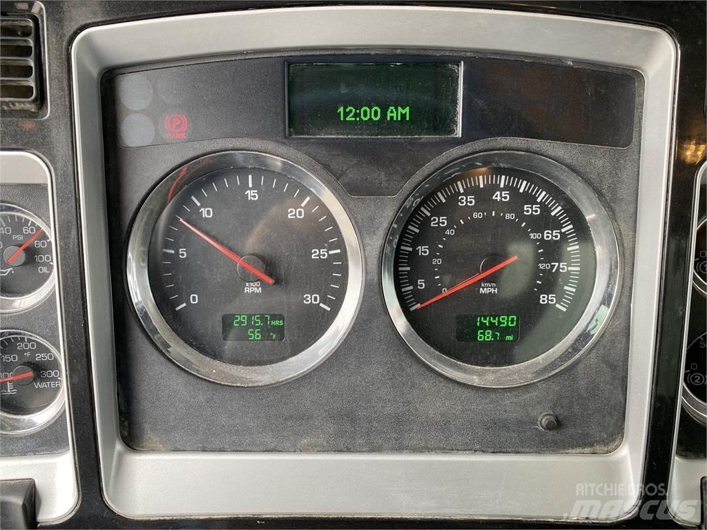 Kenworth T440 Vesisäiliöautot