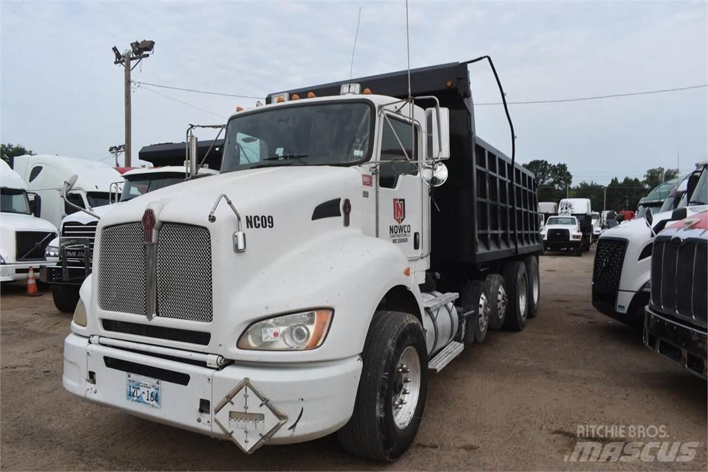 Kenworth T440 Sora- ja kippiautot