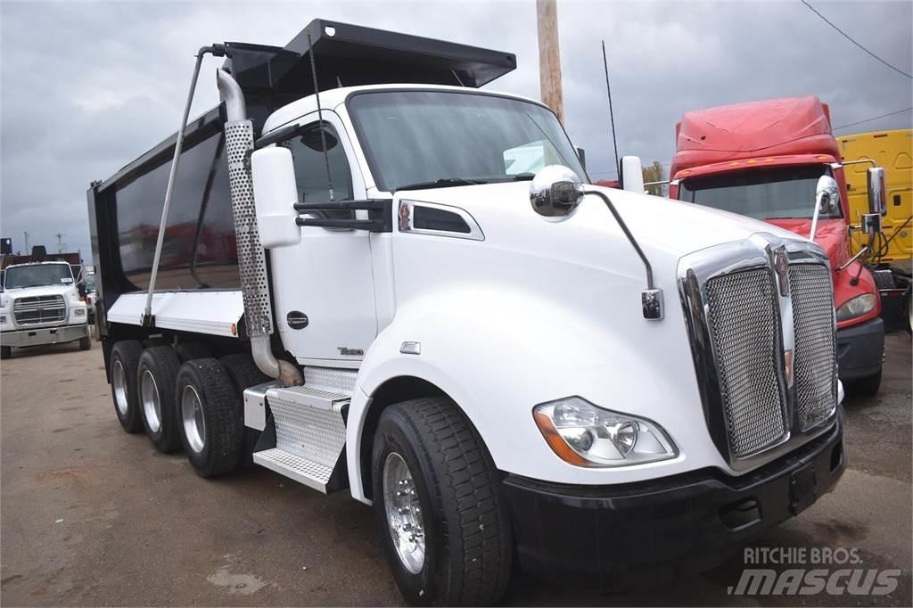 Kenworth T680 Sora- ja kippiautot