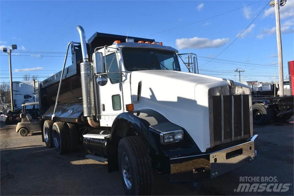 Kenworth T800 Sora- ja kippiautot