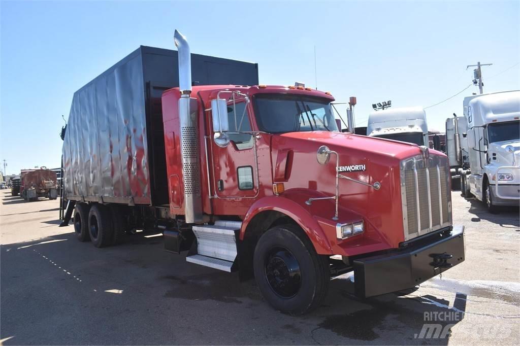 Kenworth T800 Nosturiautot