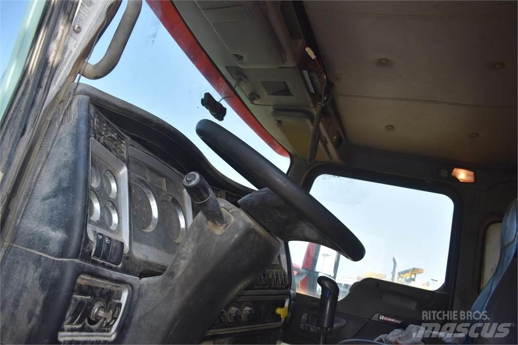Kenworth T800 Sora- ja kippiautot