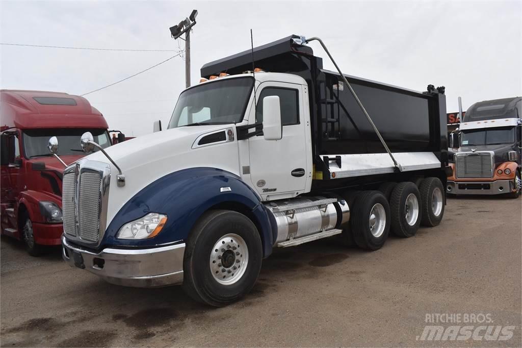 Kenworth T880 Sora- ja kippiautot
