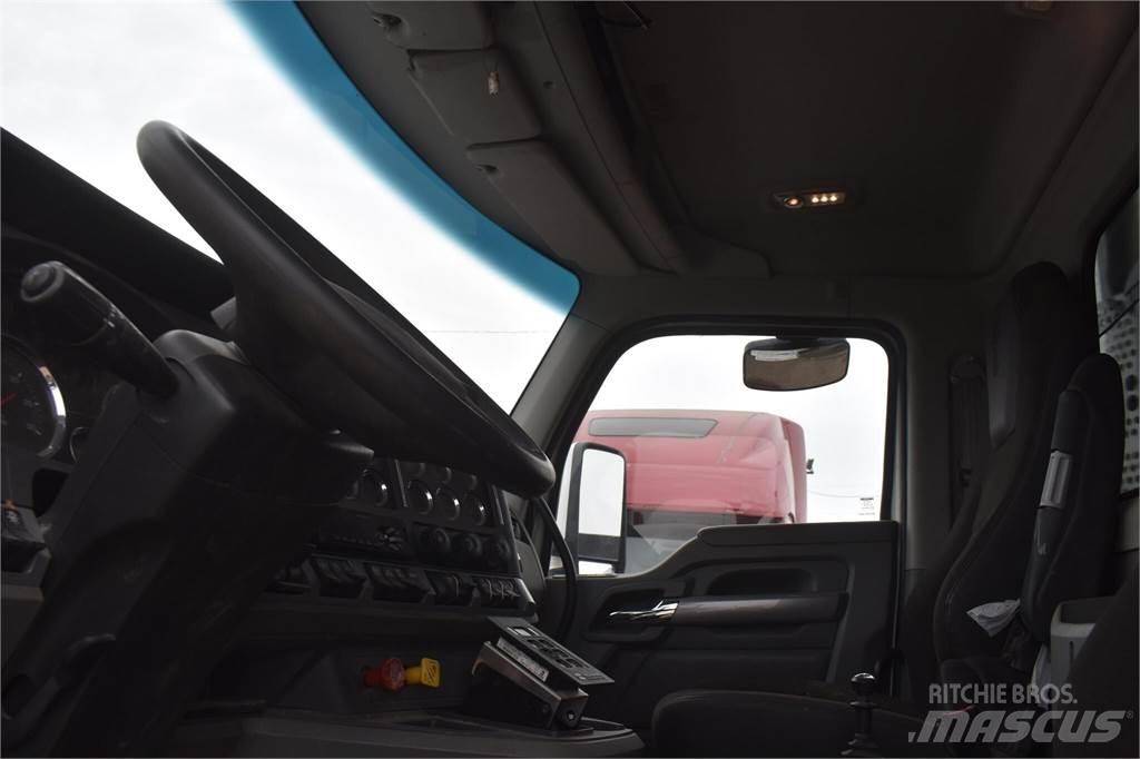 Kenworth T880 Sora- ja kippiautot