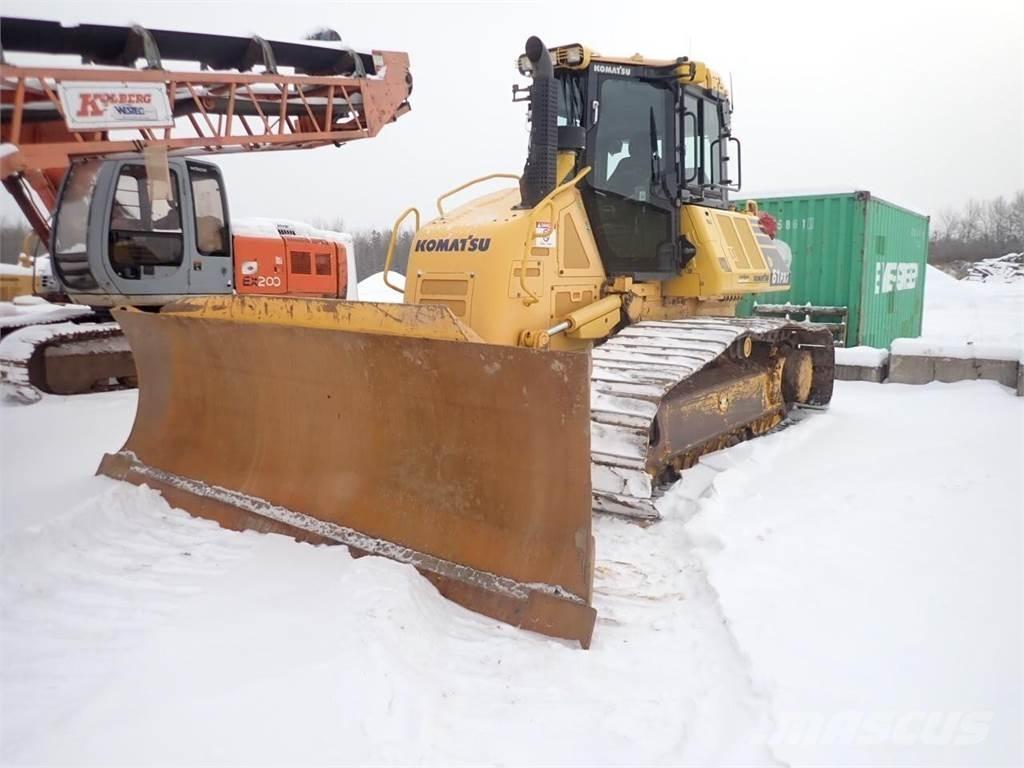 Komatsu D61PXi-24 Telaketjupuskutraktorit