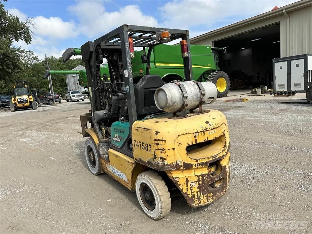 Komatsu FG25T-14 Muut haarukkatrukit
