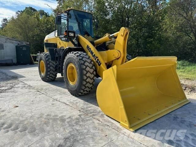 Komatsu WA320-8 Pyöräkuormaajat