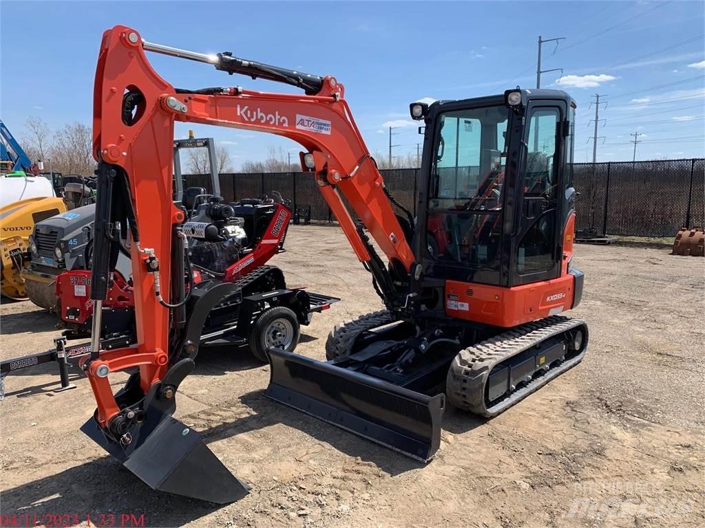 Kubota KX033-4 Minikaivukoneet < 7t