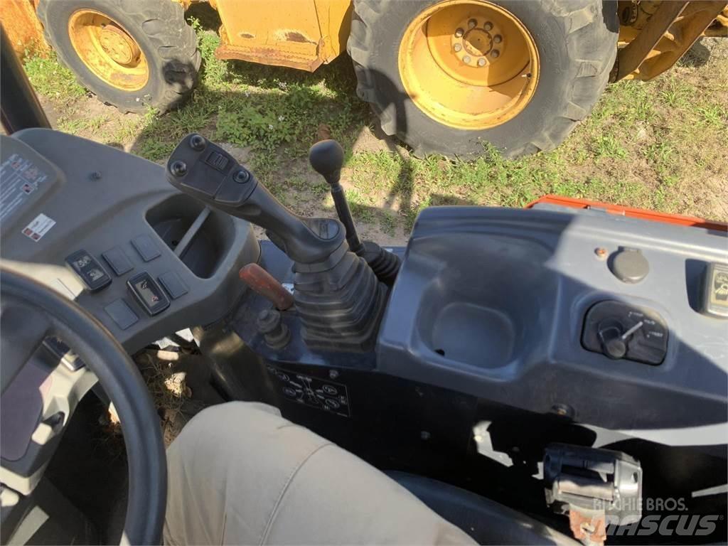 Kubota R530 Pyöräkuormaajat