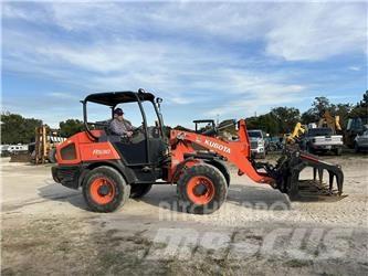 Kubota R530 Pyöräkuormaajat