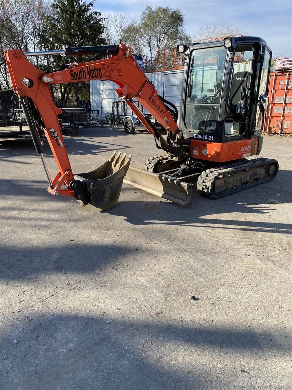 Kubota U35-4 Minikaivukoneet < 7t