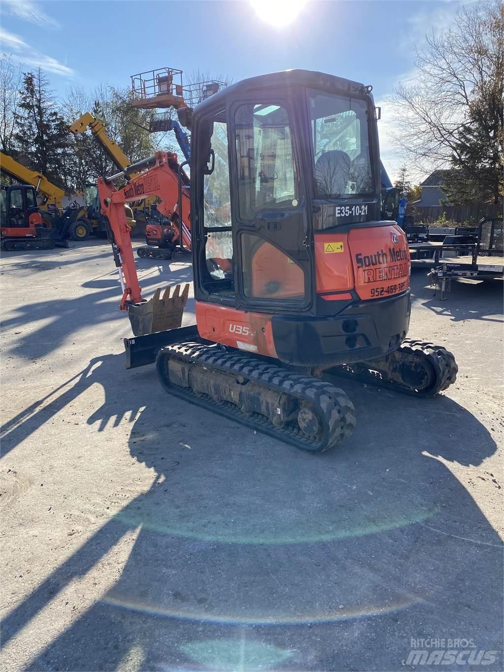 Kubota U35-4 Minikaivukoneet < 7t