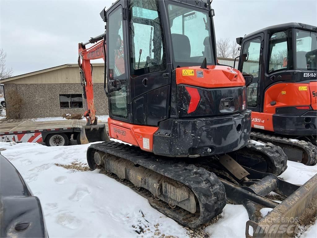 Kubota U55-5 Minikaivukoneet < 7t