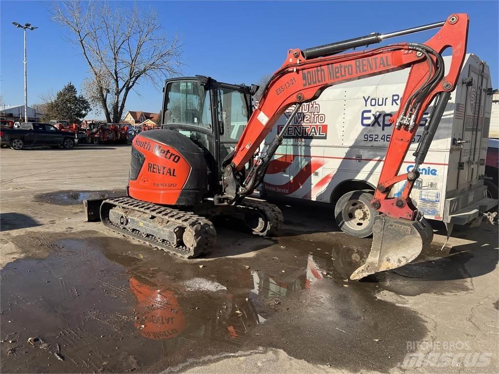 Kubota U55-5 Minikaivukoneet < 7t