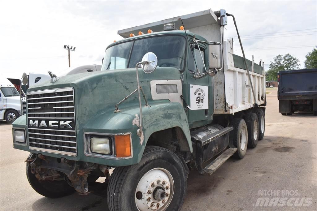 Mack CH613 Sora- ja kippiautot