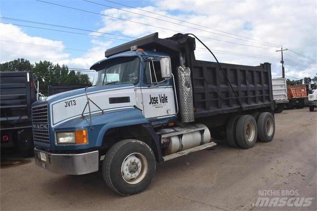 Mack CH613 Sora- ja kippiautot