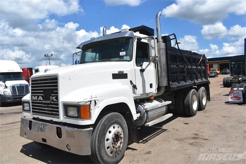 Mack CHN613 Sora- ja kippiautot