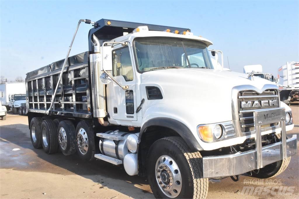 Mack GRANITE CV713 Sora- ja kippiautot
