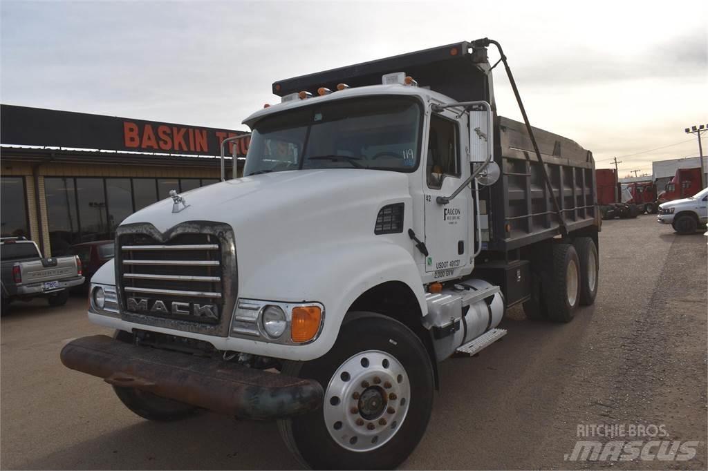 Mack GRANITE CV713 Sora- ja kippiautot