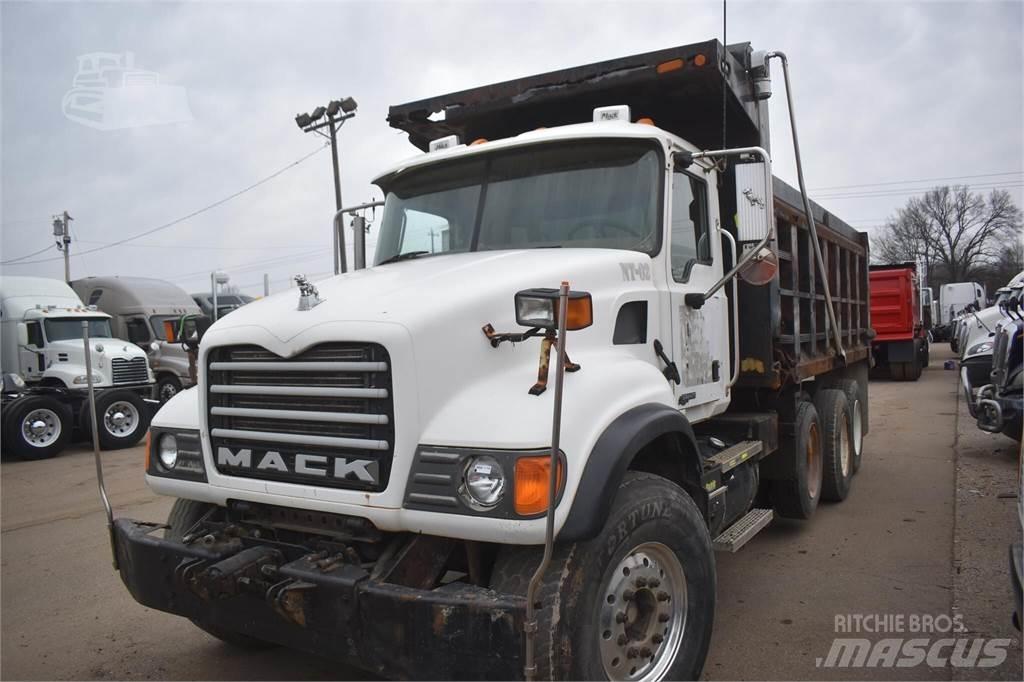 Mack GRANITE CV713 Sora- ja kippiautot