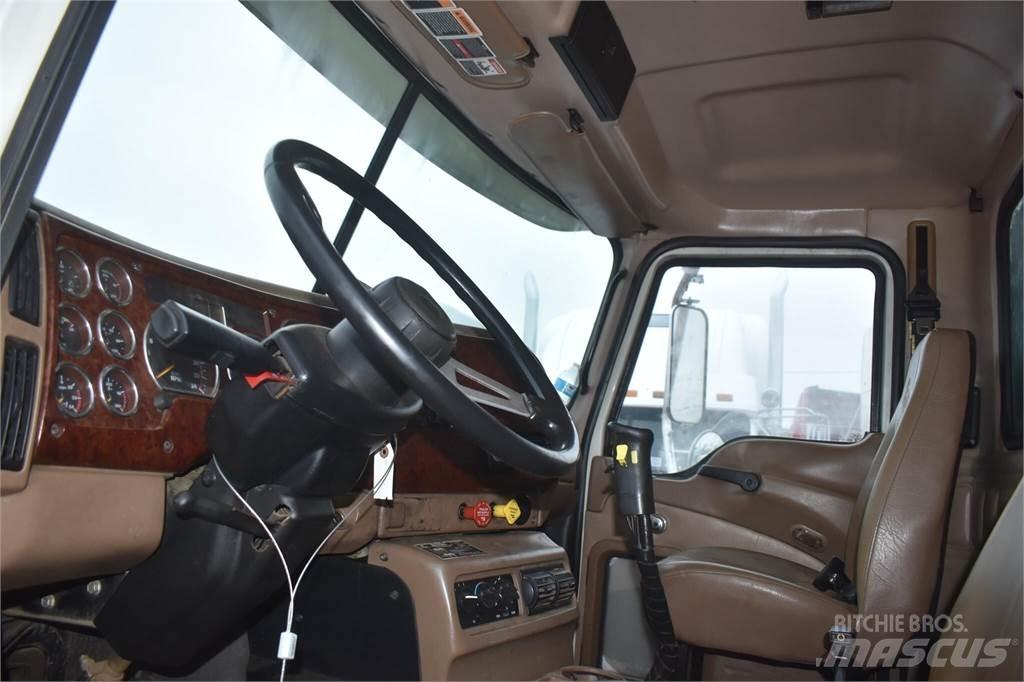Mack GRANITE CV713 Sora- ja kippiautot
