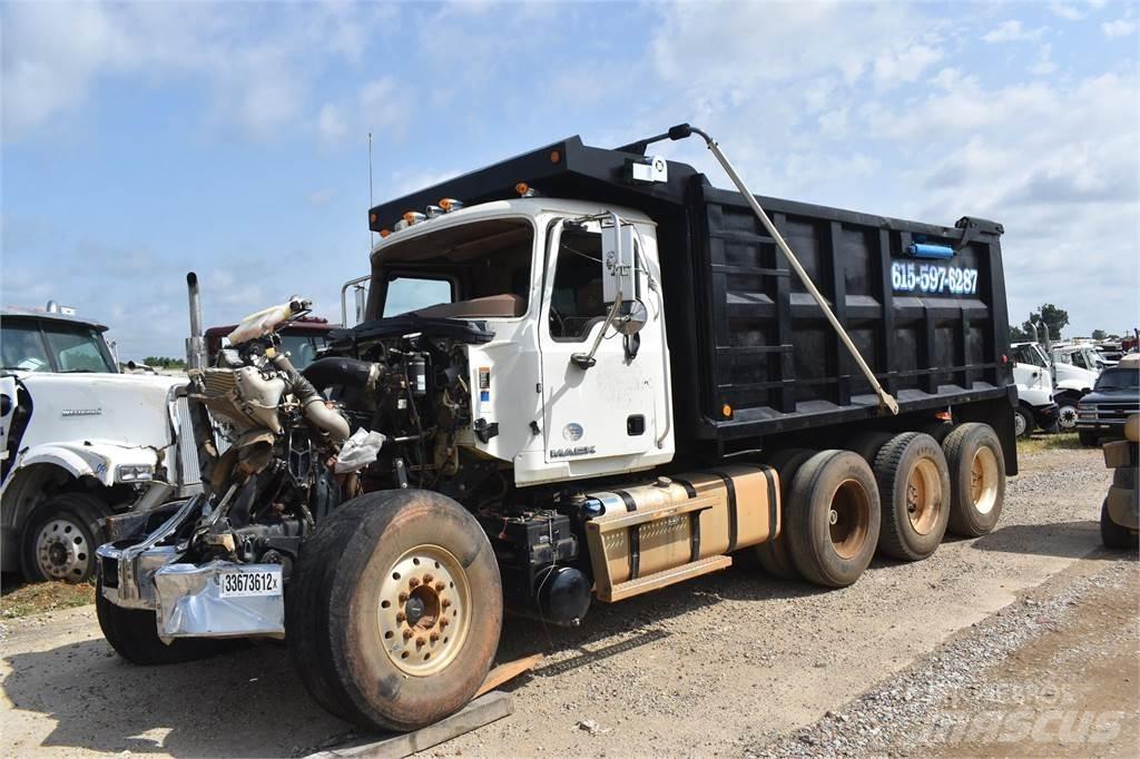 Mack GRANITE GU713 Sora- ja kippiautot