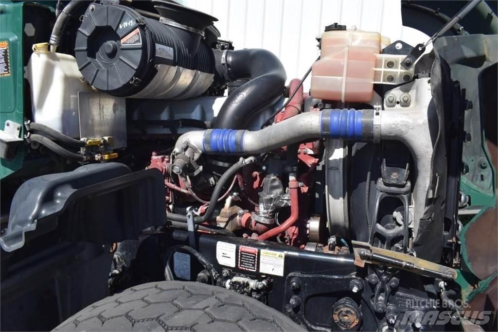 Mack GRANITE GU713 Säiliöautot