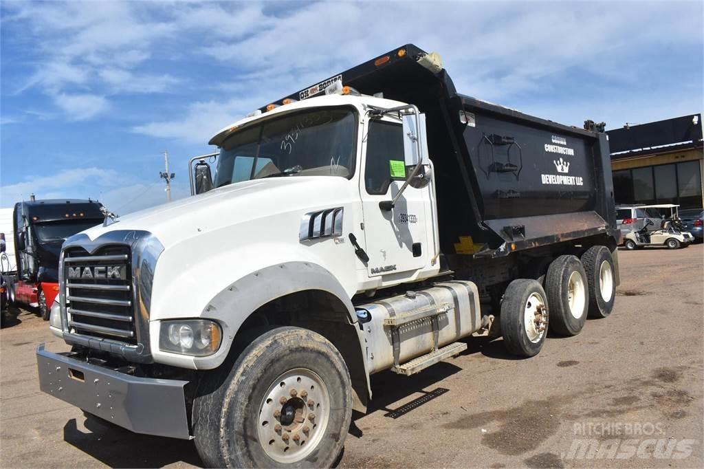 Mack GRANITE GU713 Sora- ja kippiautot