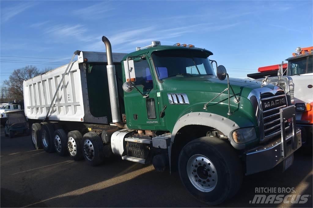 Mack GRANITE GU713 Sora- ja kippiautot