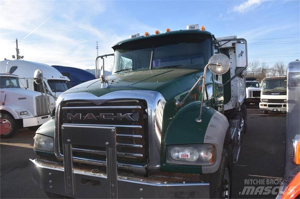 Mack GRANITE GU713 Sora- ja kippiautot
