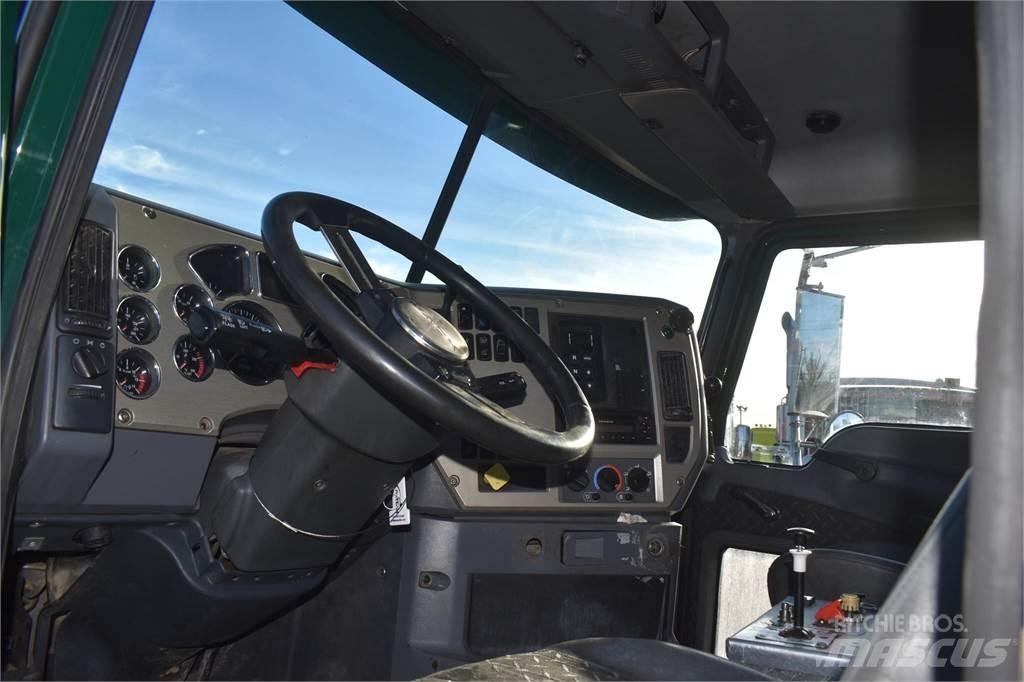 Mack GRANITE GU713 Sora- ja kippiautot