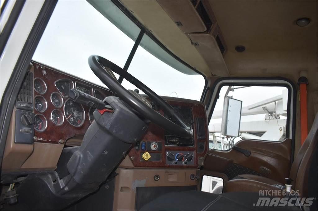 Mack GRANITE GU713 Sora- ja kippiautot