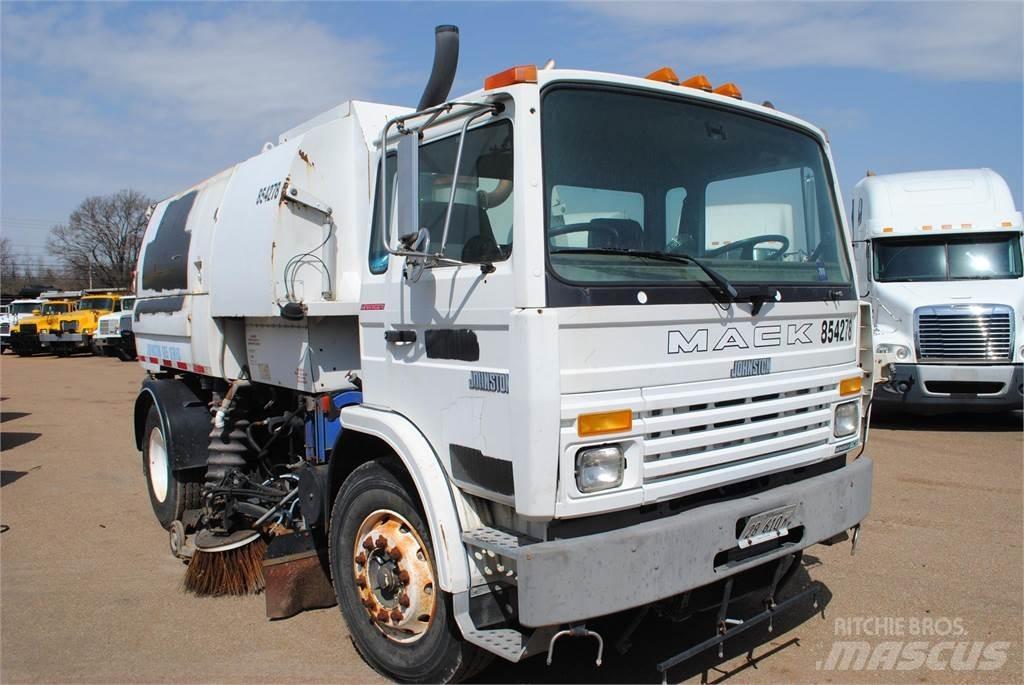 Mack MIDLINER MS250 Lakaisuautot