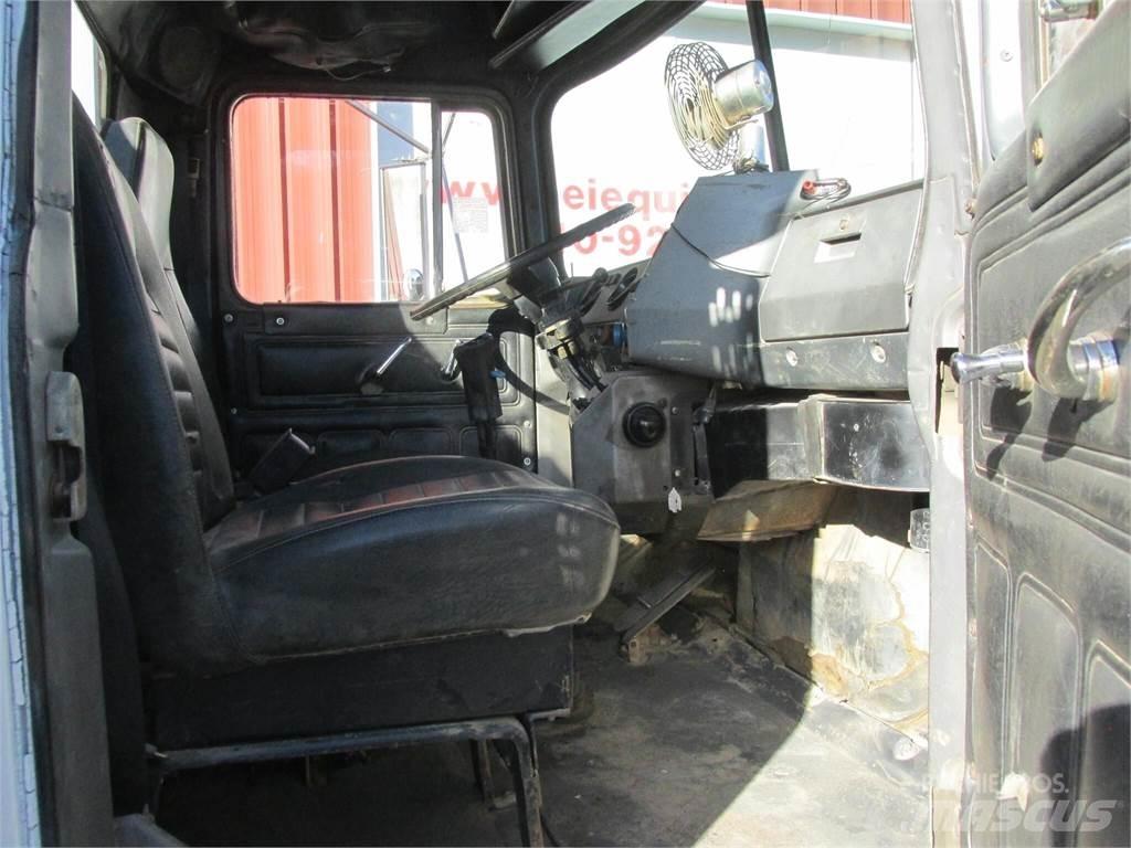 Mack R685S Säiliöautot