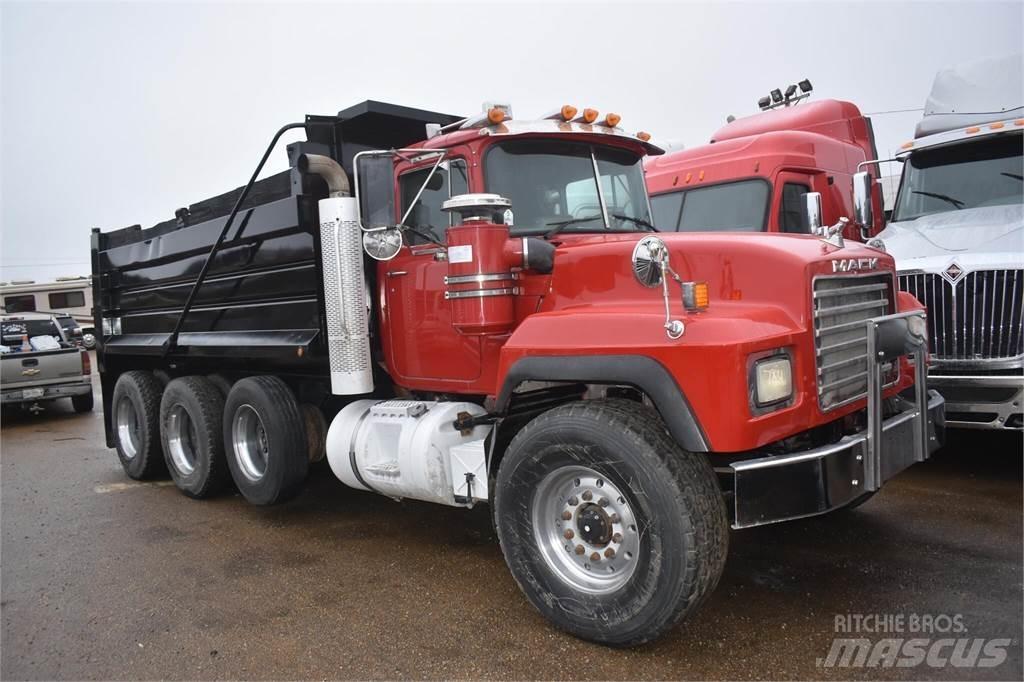 Mack RD688S Sora- ja kippiautot