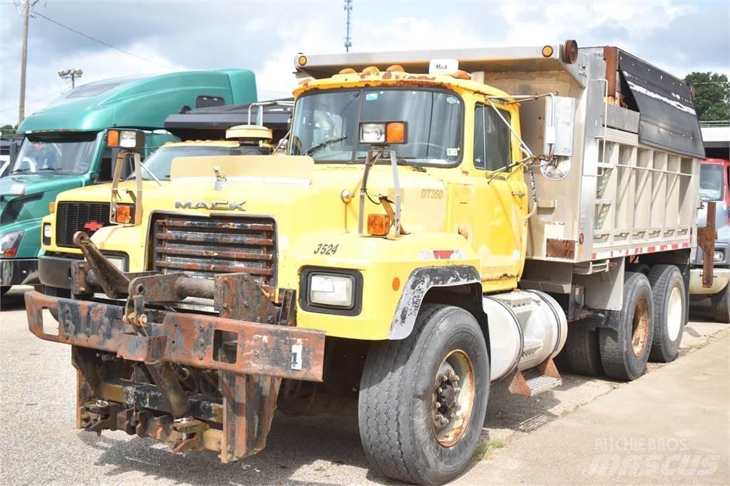 Mack RD688S Sora- ja kippiautot