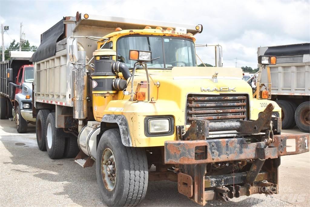 Mack RD688S Sora- ja kippiautot