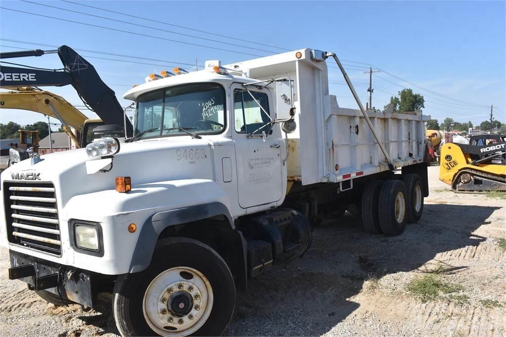 Mack RD690S Sora- ja kippiautot