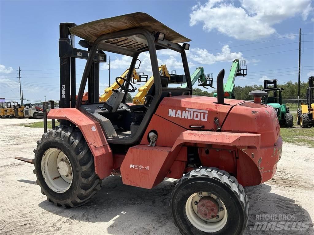 Manitou M30.4 Maastotrukit