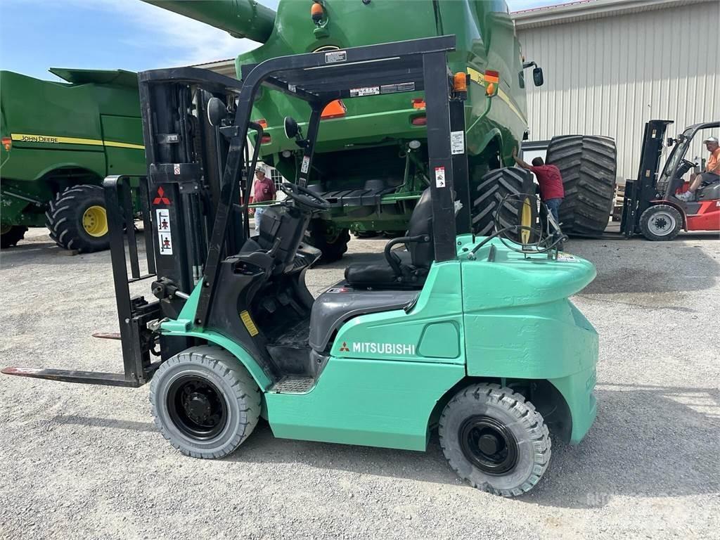 Mitsubishi FG25N Muut haarukkatrukit