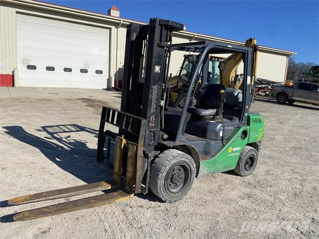 Mitsubishi FG30N Muut haarukkatrukit