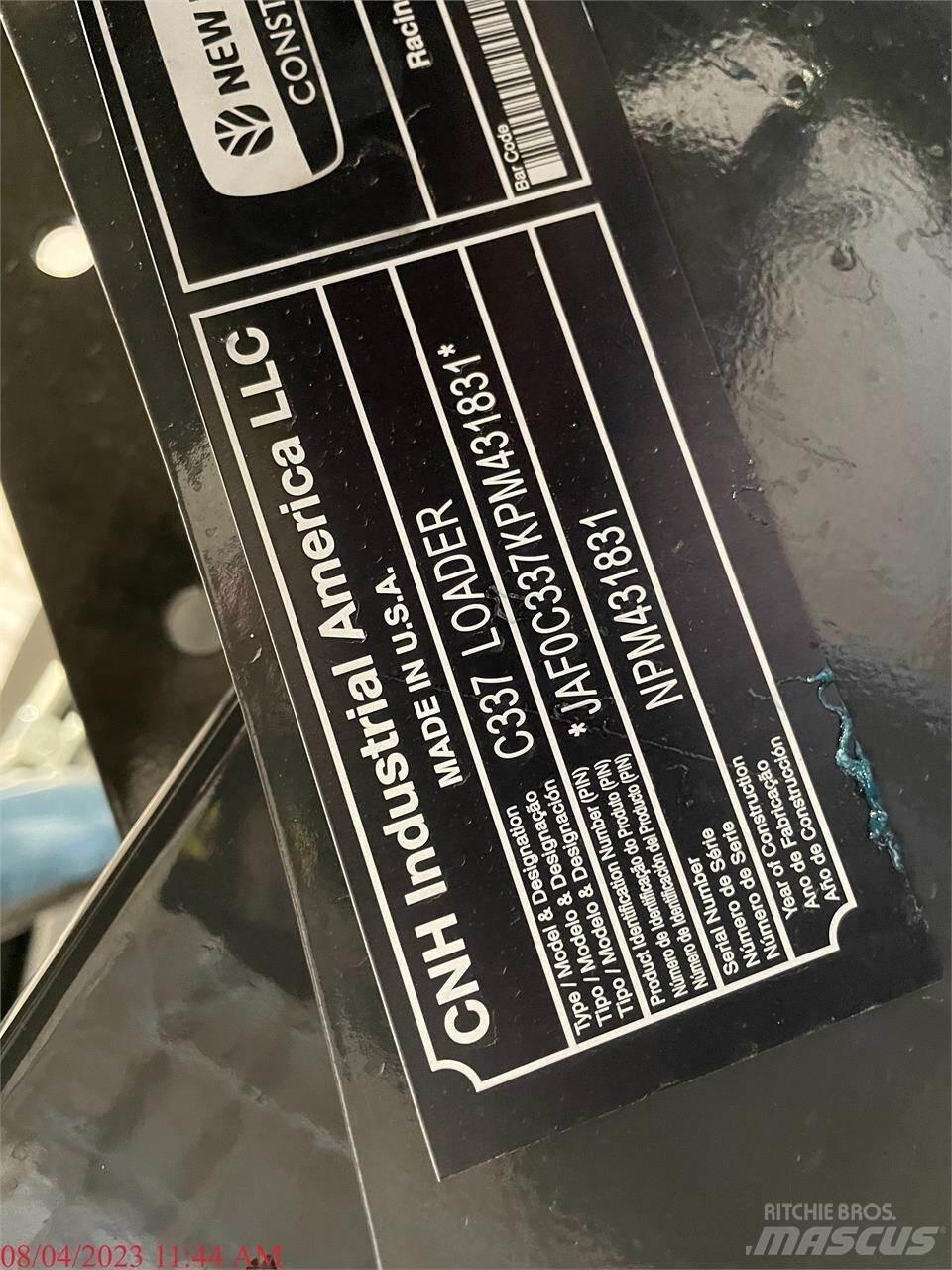 New Holland C337 Liukuohjatut kuormaajat