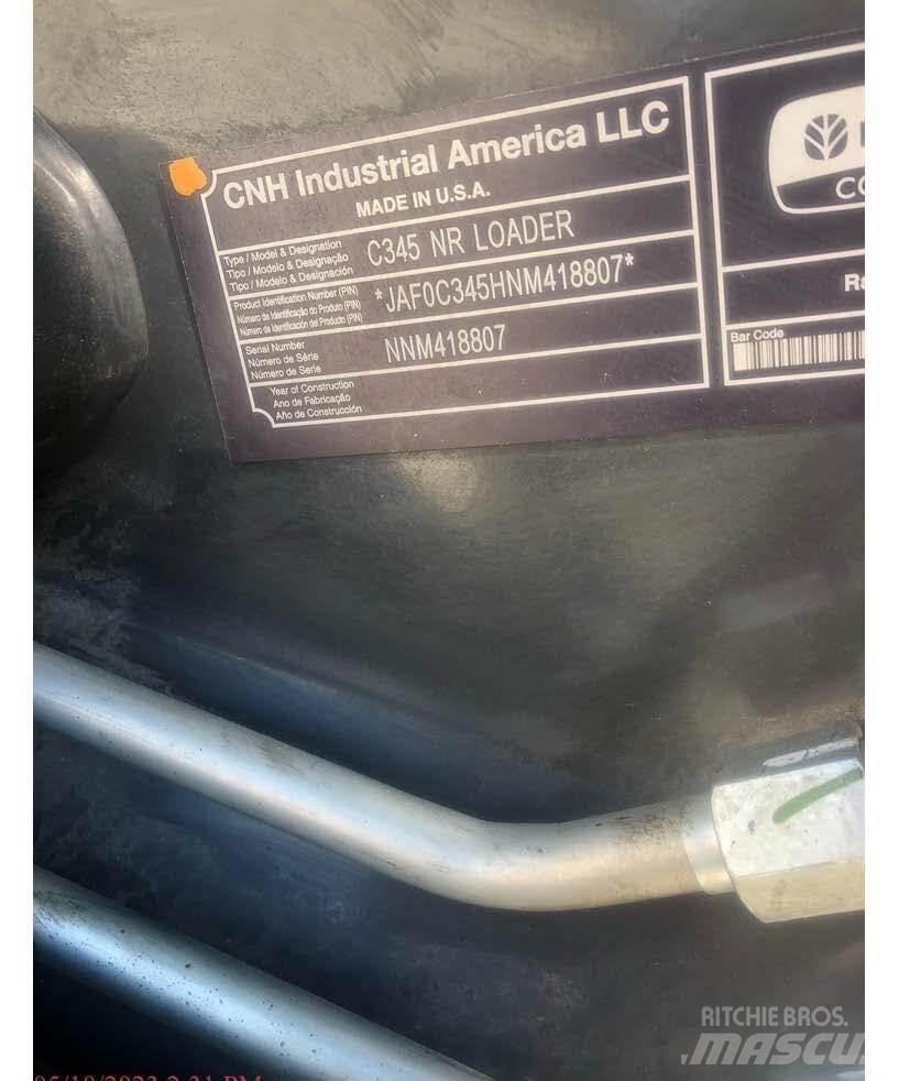 New Holland C345 Liukuohjatut kuormaajat