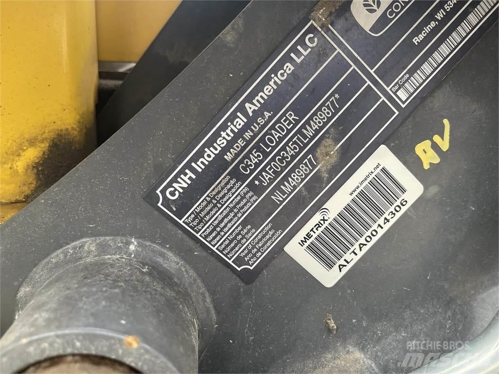 New Holland C345 Liukuohjatut kuormaajat